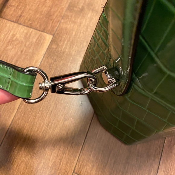 Two brand new Crocodile pattern bags - Picture 4 of 12